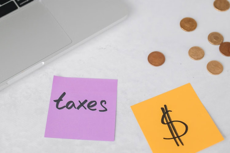 Attività sul web: posso non pagare le tasse?