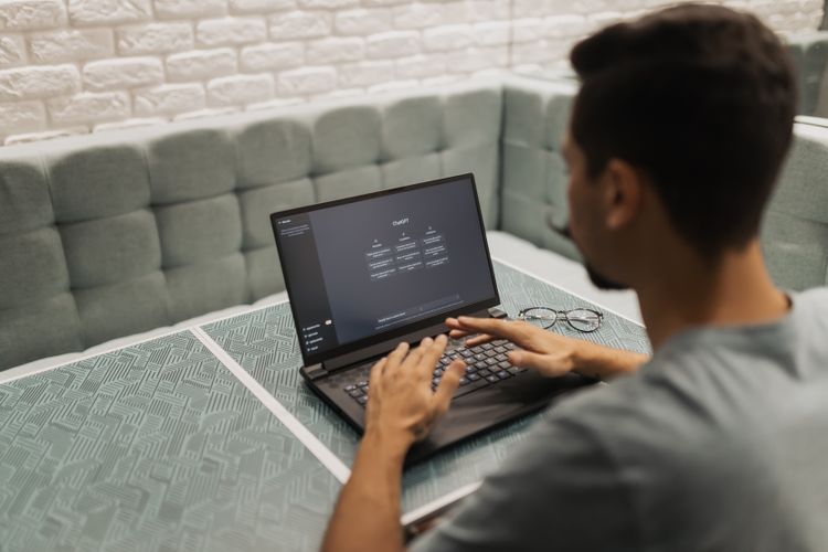 Trovarsi un secondo lavoro con l'intelligenza artificiale