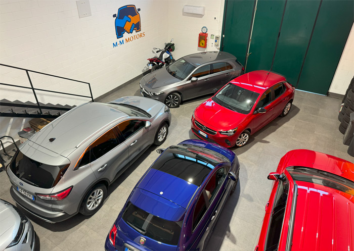 mm-motors-franchising-aprire-autosalone-digitale-1.jpg